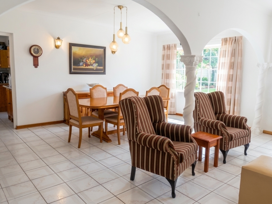 4 Bedroom Property for Sale in Geelhoutpark North West